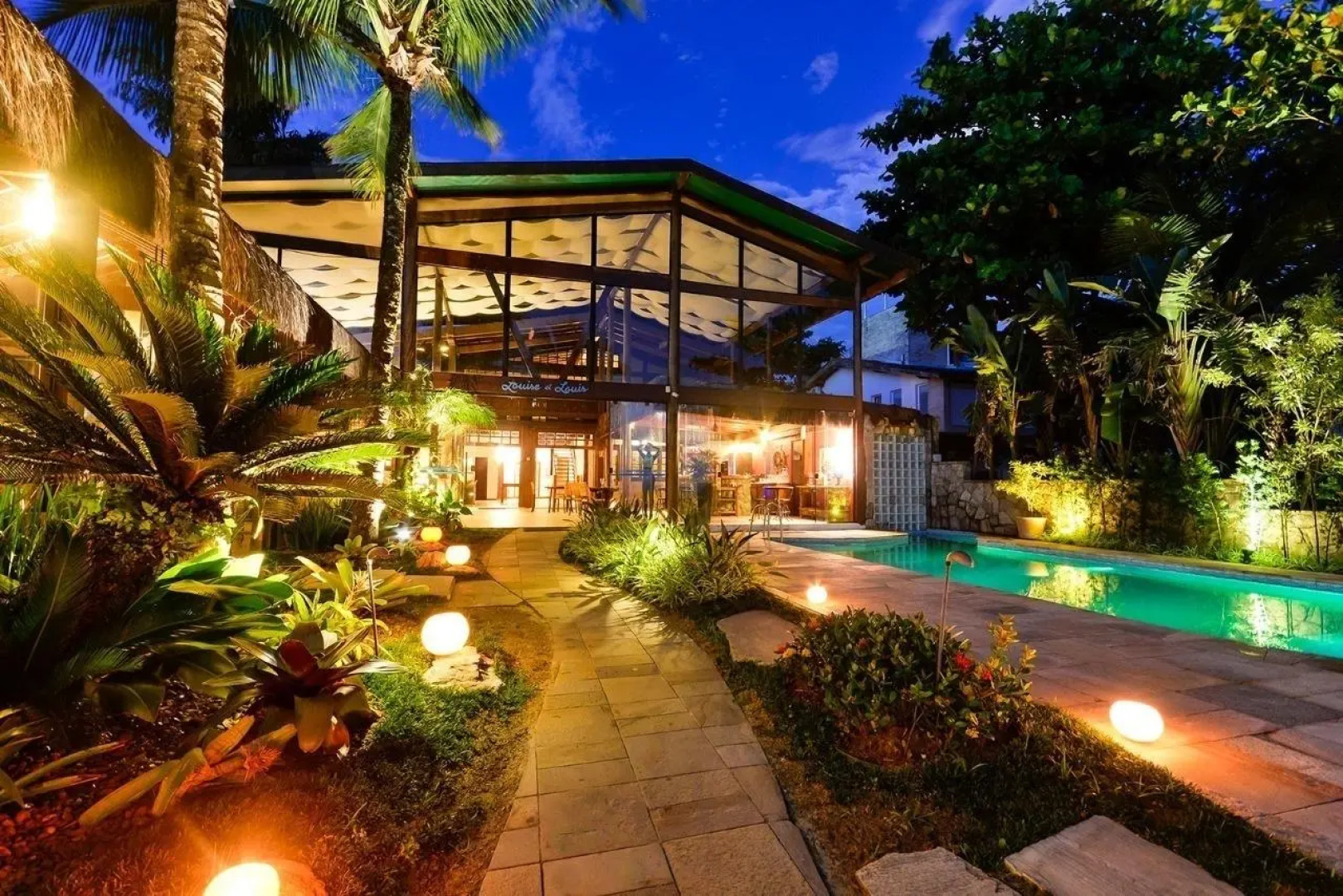 Pousada Chez Louise et Louis Pé na Areia