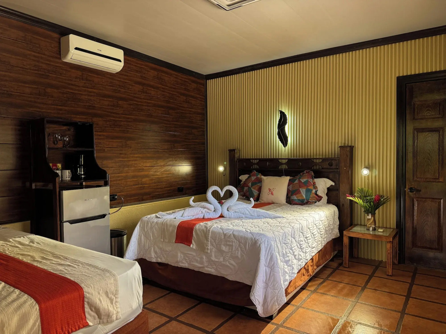 Hotel Heliconias Nature Inn & Hot Springs