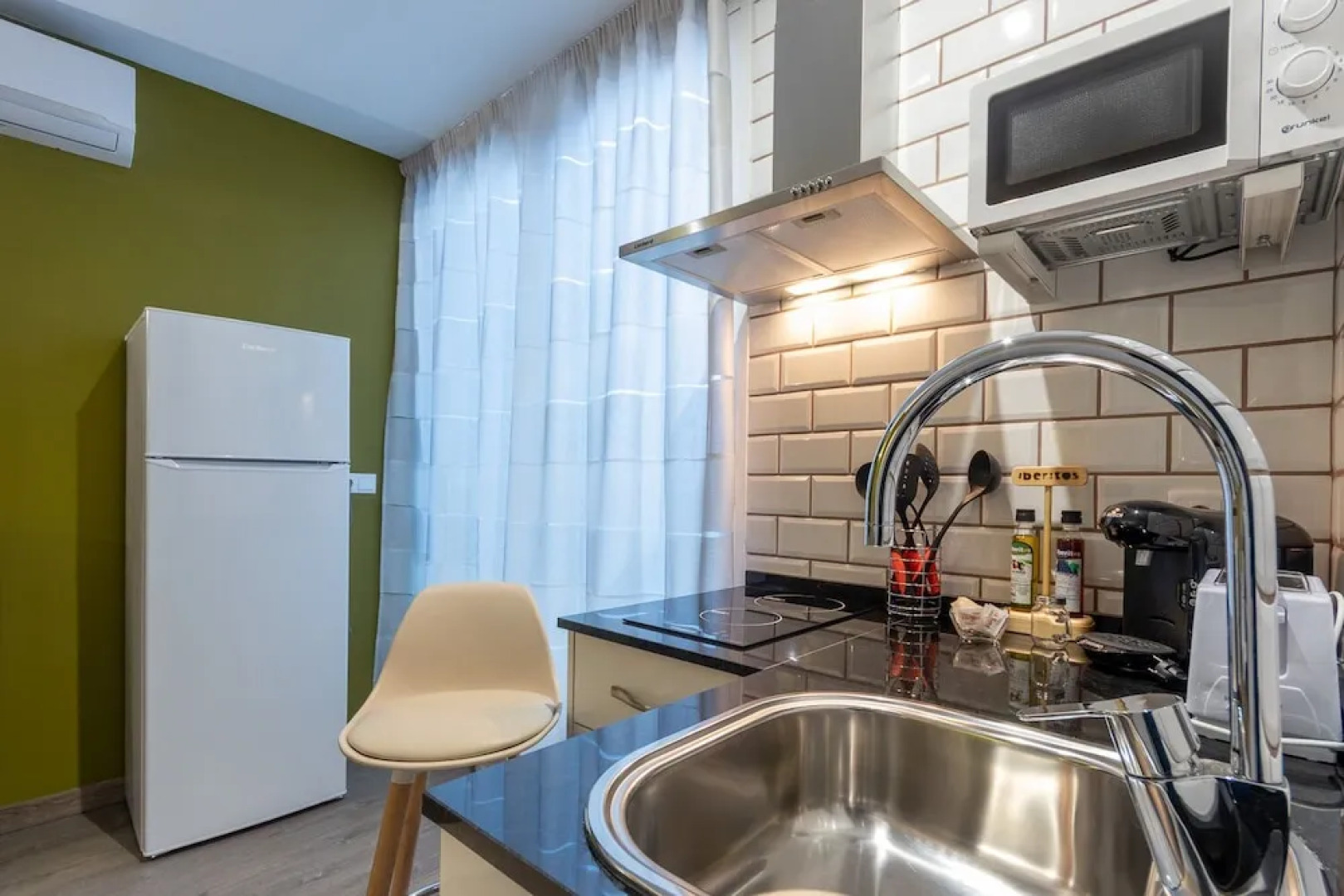 Catedral Apartments Free Parking