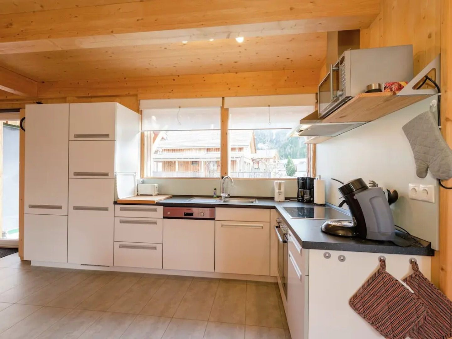 Luxurious Chalet by the Ski-slope in Hohentauern With Infrared Sauna