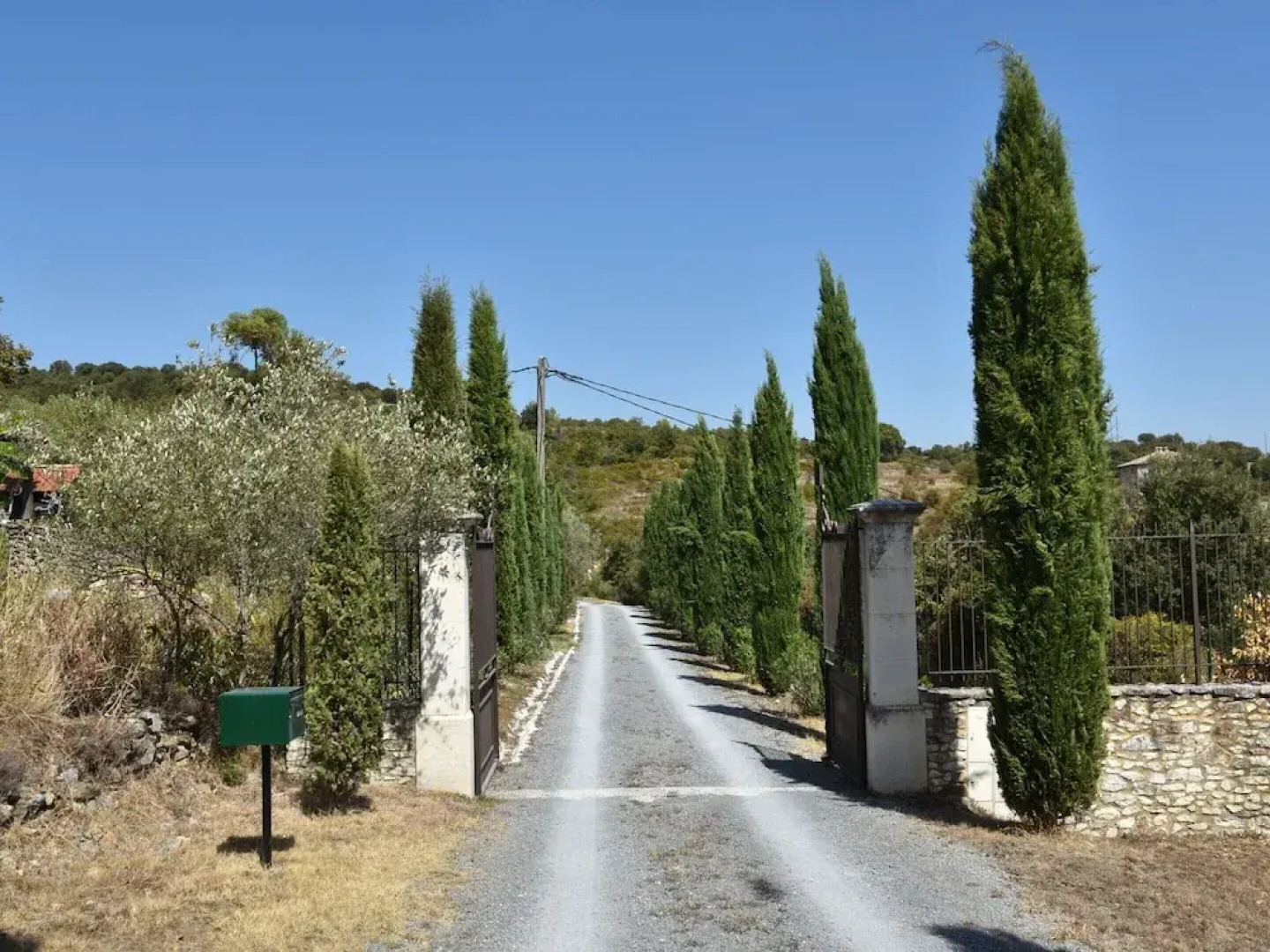 Magnificent Villa in Saint-ambroix With Private Pool