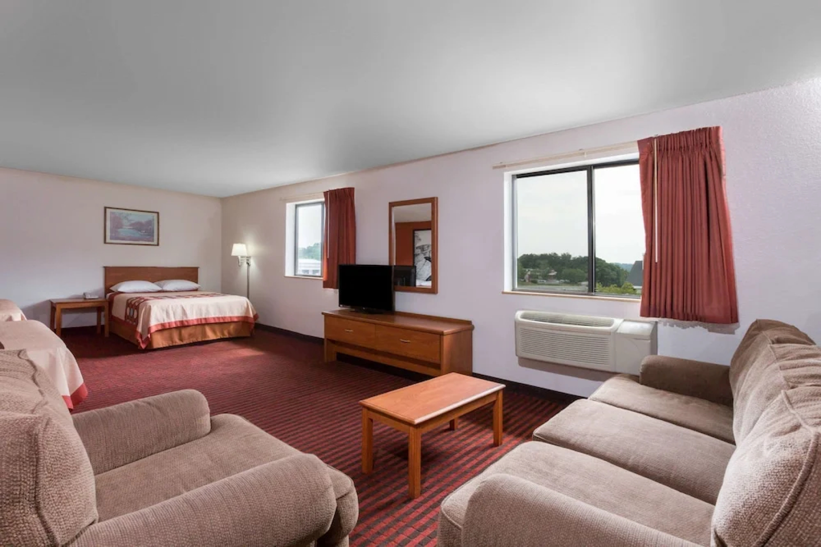 Super 8 Dumfries/Quantico