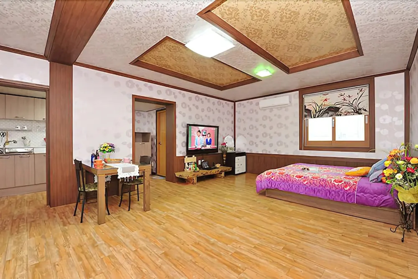 Yeongju Pusoksa Maple Road Pension