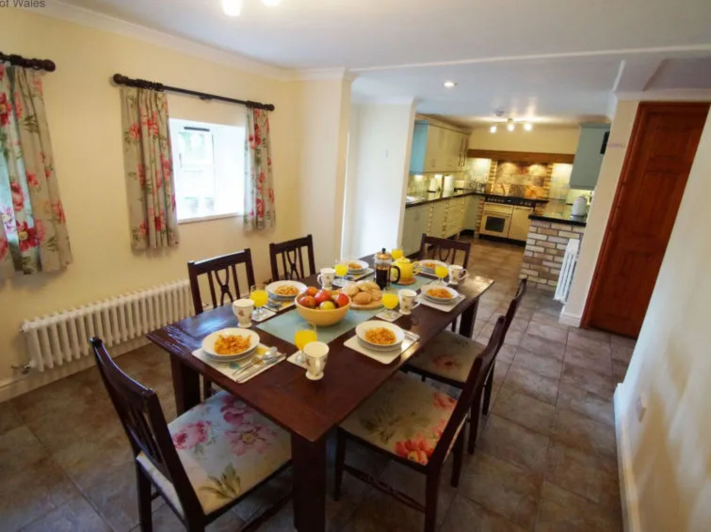 Holiday Home Bwthyn y Cwm
