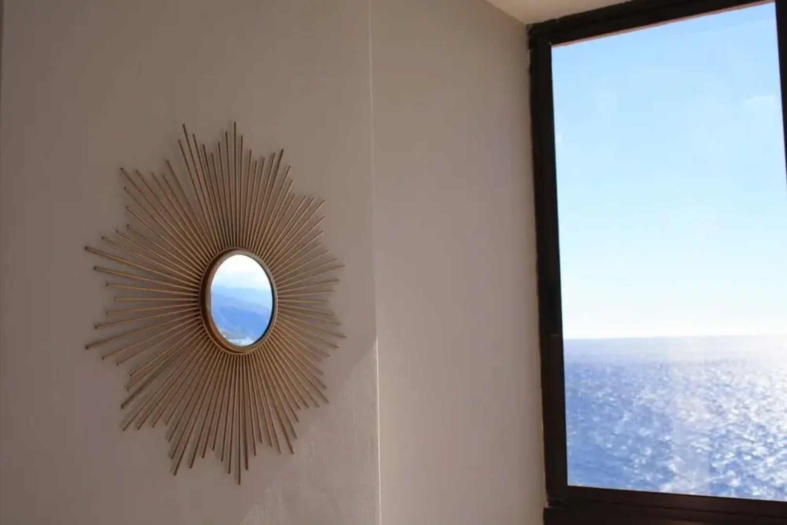 Luxury Apartment / Stunning Ocean Views / 2BRS