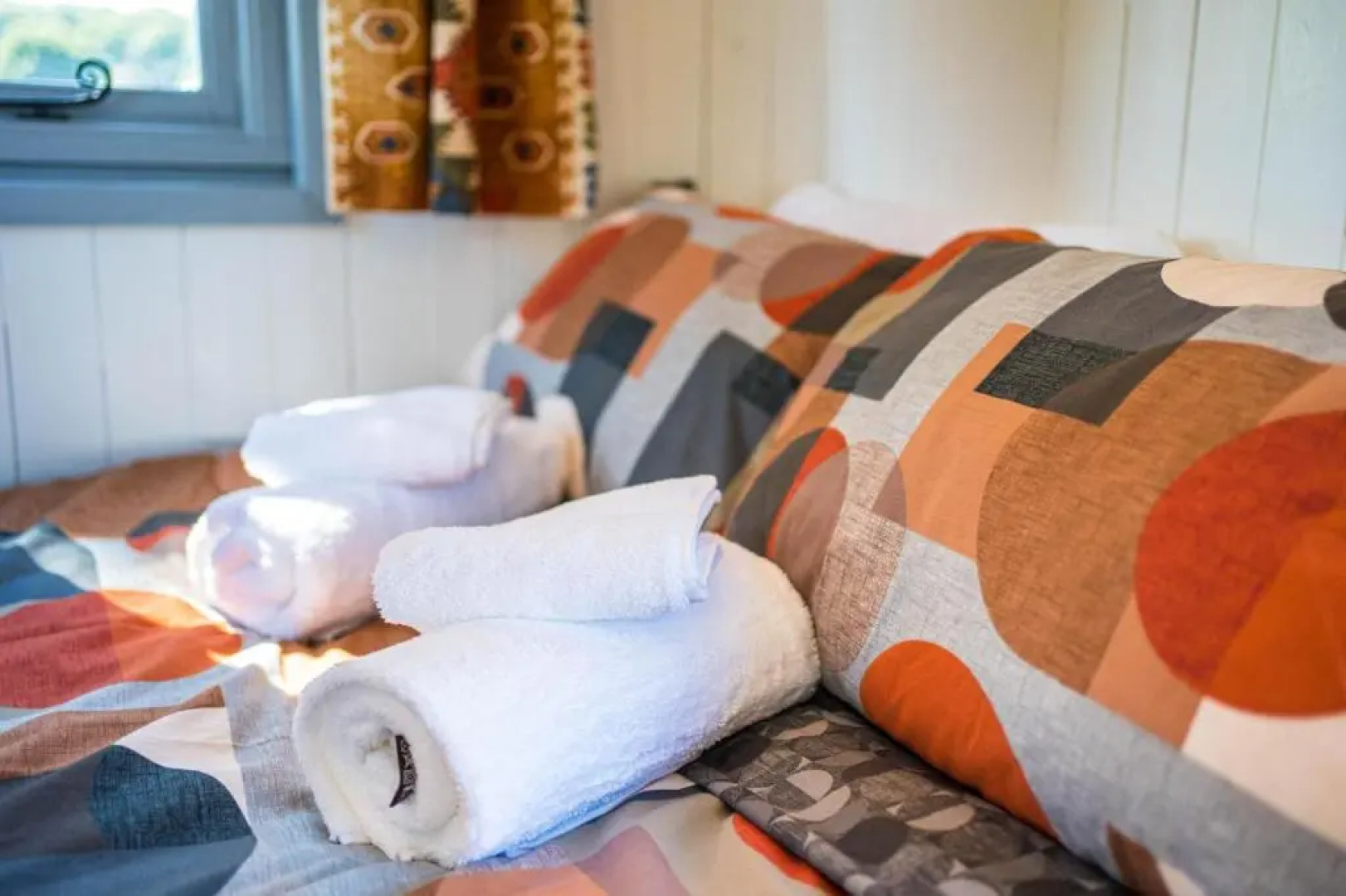 The Hideaway Hut - 1 Bed Shepherds Hut - Dodmarsh