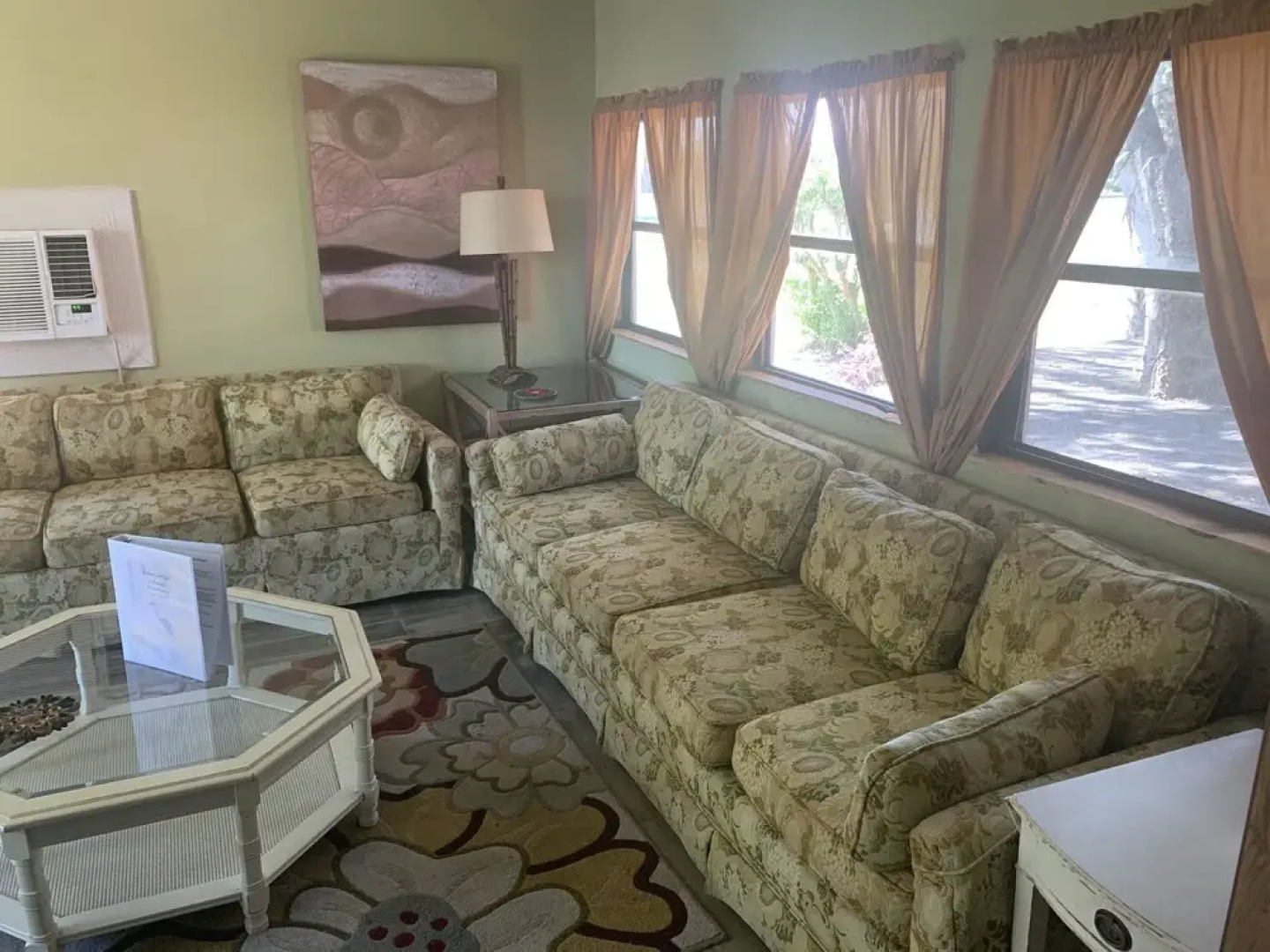 Nature Coast Inn and Cottages