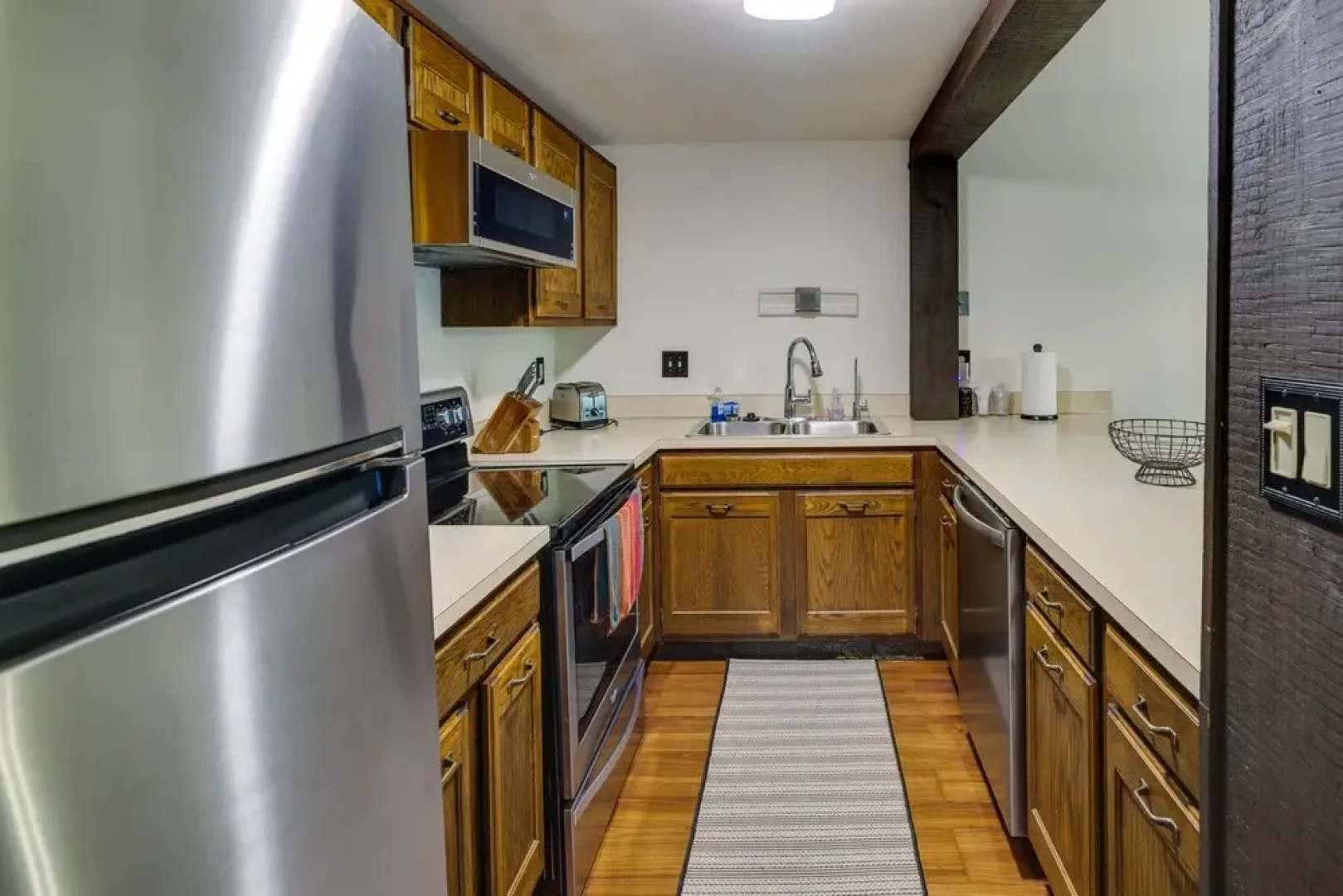 Pet-friendly Lake Harmony Townhome w/ Pool Access!