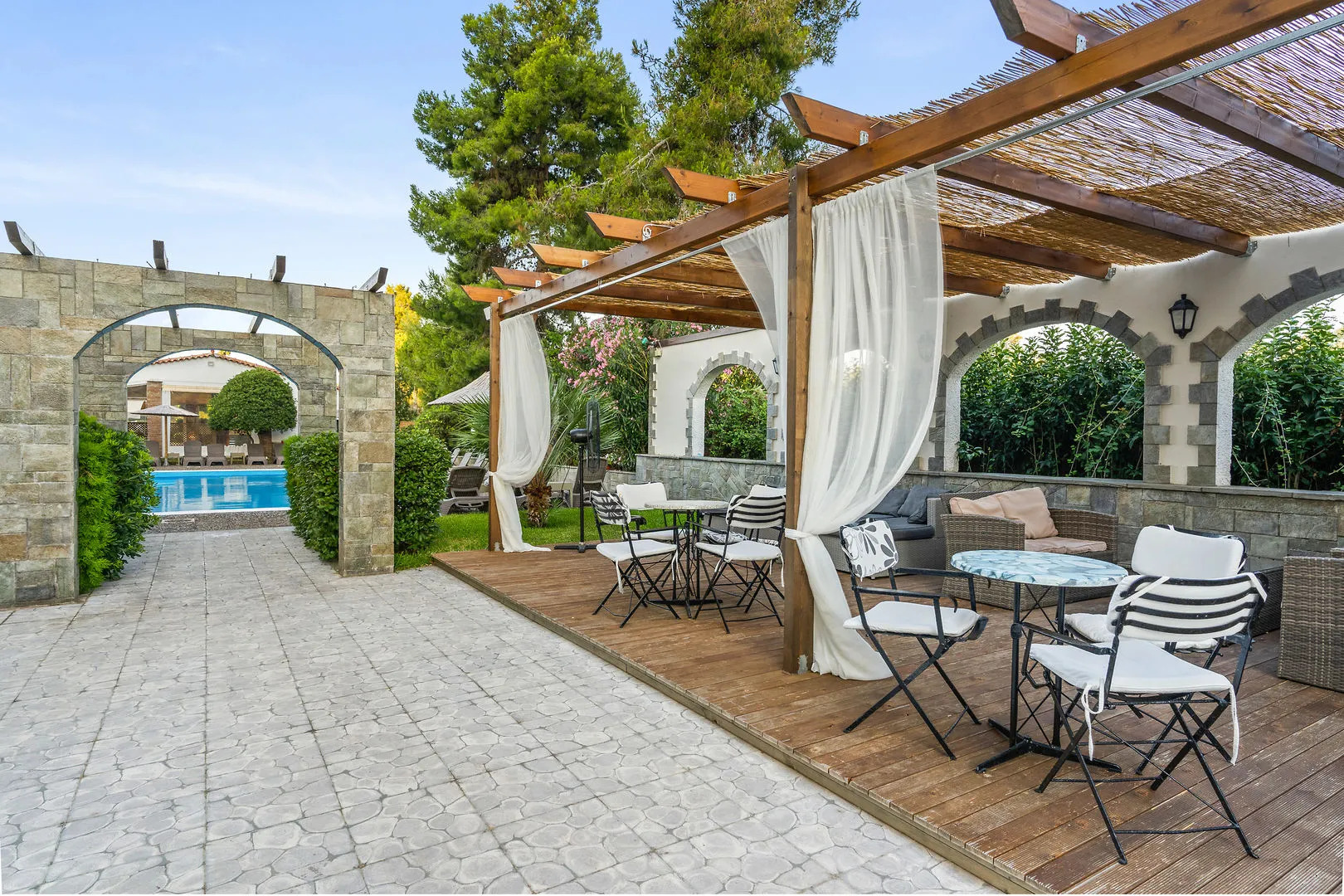 Stefania Beach Resort