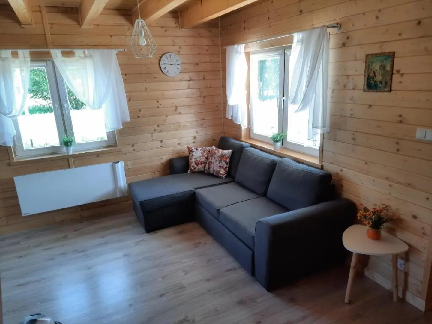 Szary Domek Nad Jeziorem 2