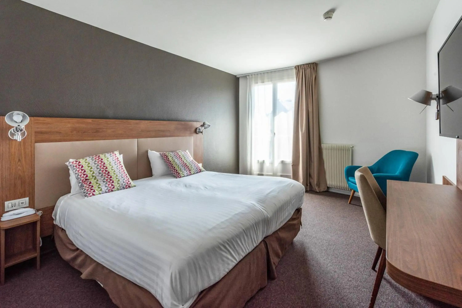 Hotel Campanile Chartres Centre - Gare - Cathedrale