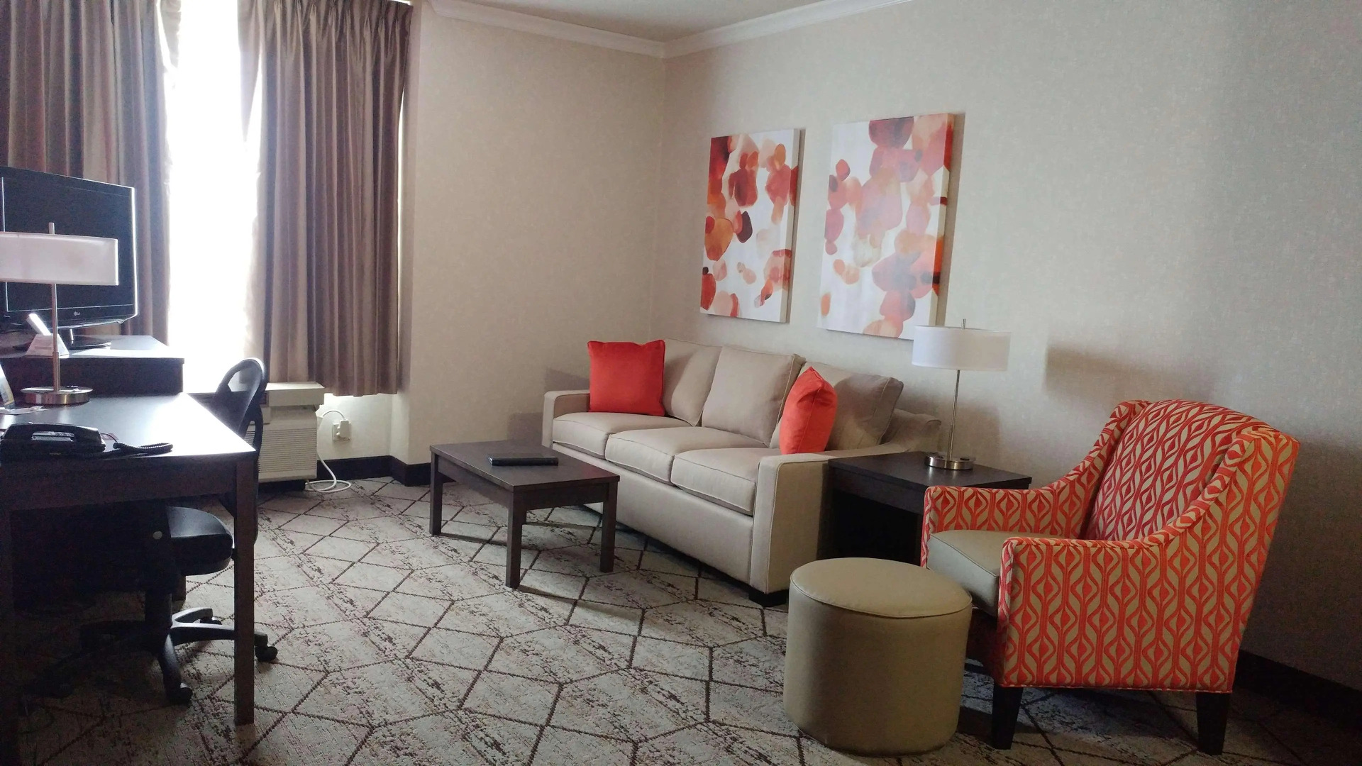 Best Western Plus Rose City Suites