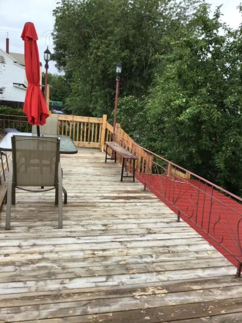 Chez Odette, suite international