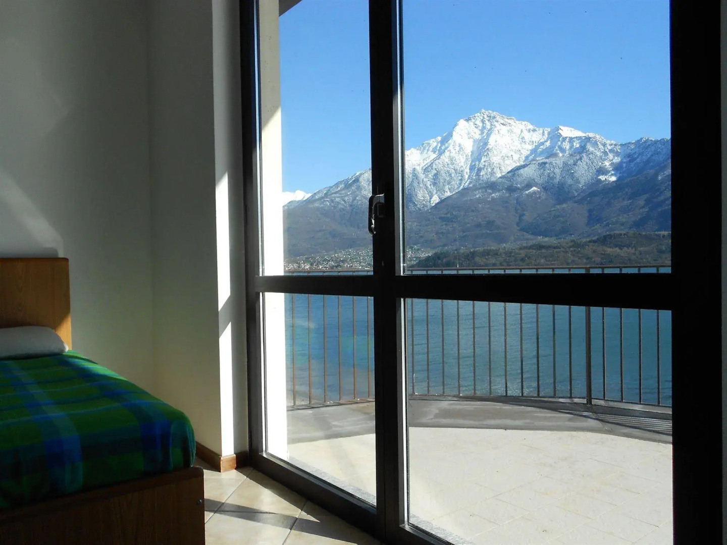 Lake Como Beach Hostel