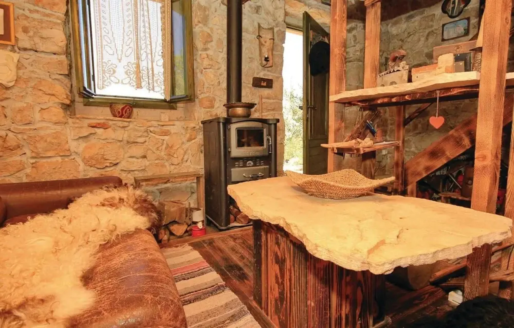 Amazing Home in Crkvice With 1 Bedrooms
