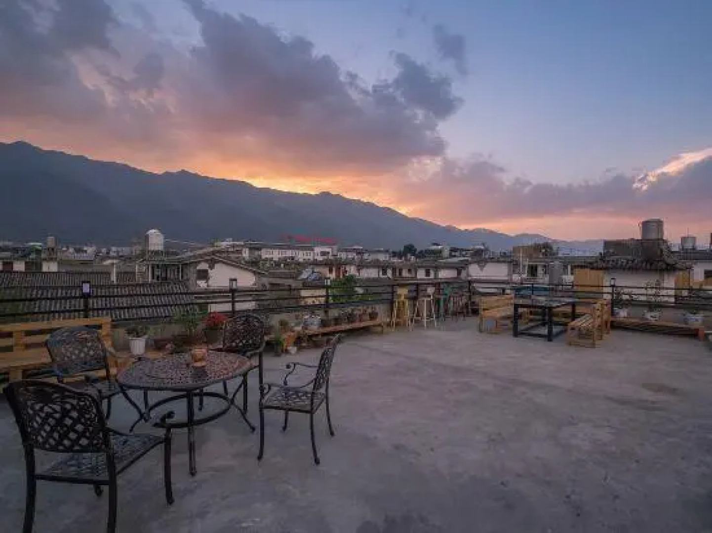 The Dragonfly Guesthouse