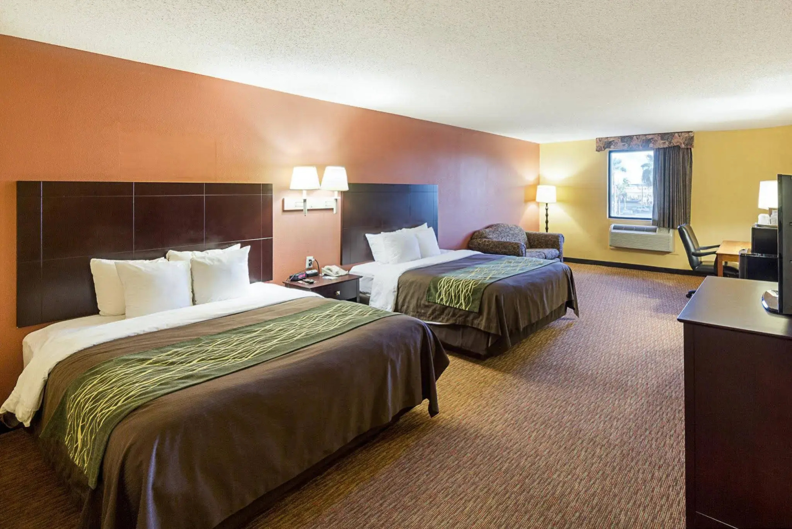 Shary Inn and Suites