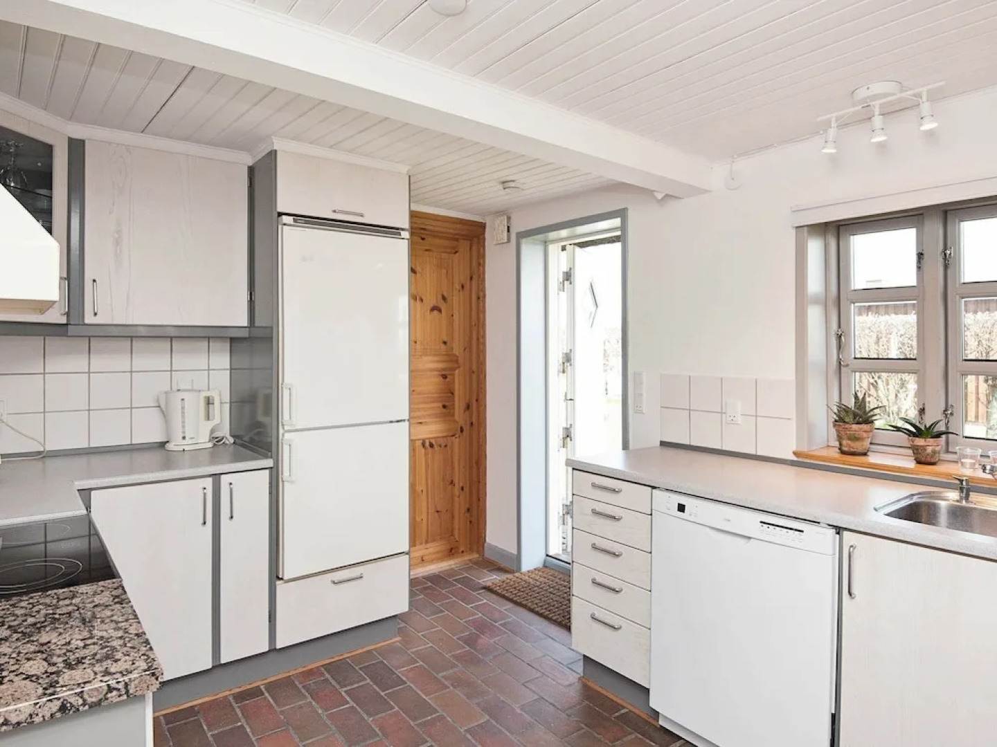 Rustic Holiday Home in Juelsminde with Terrace