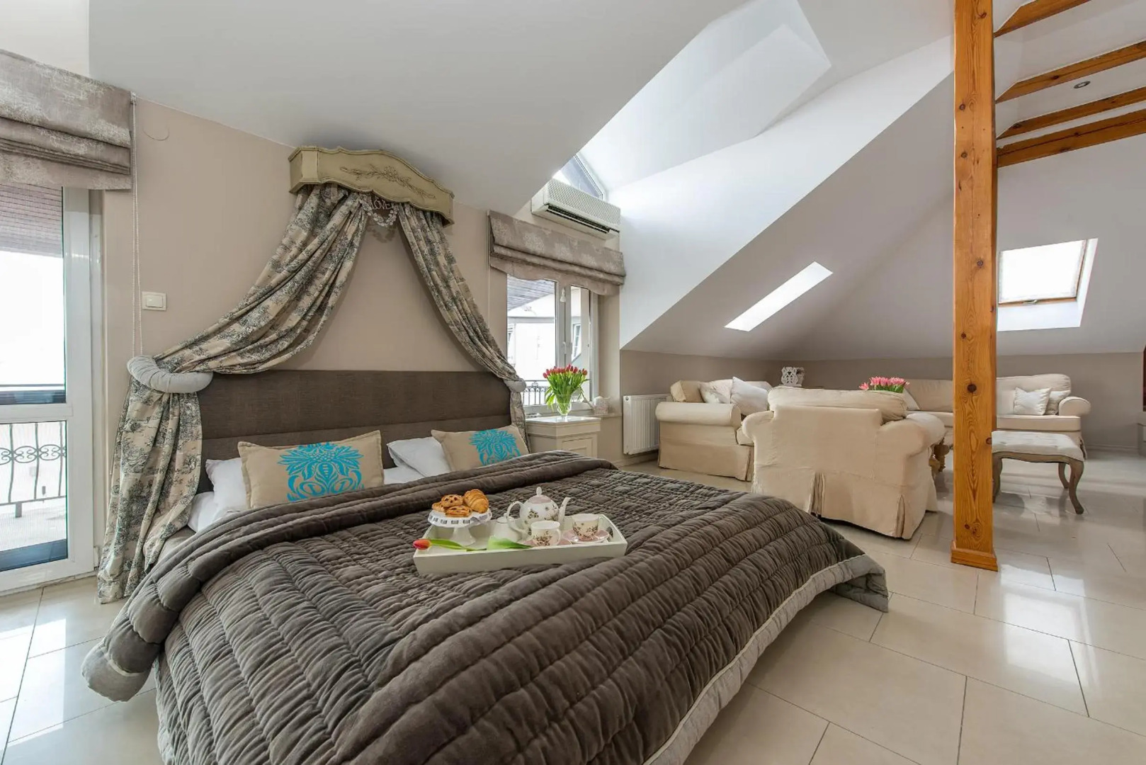 Riviera Resort Modlin Airport