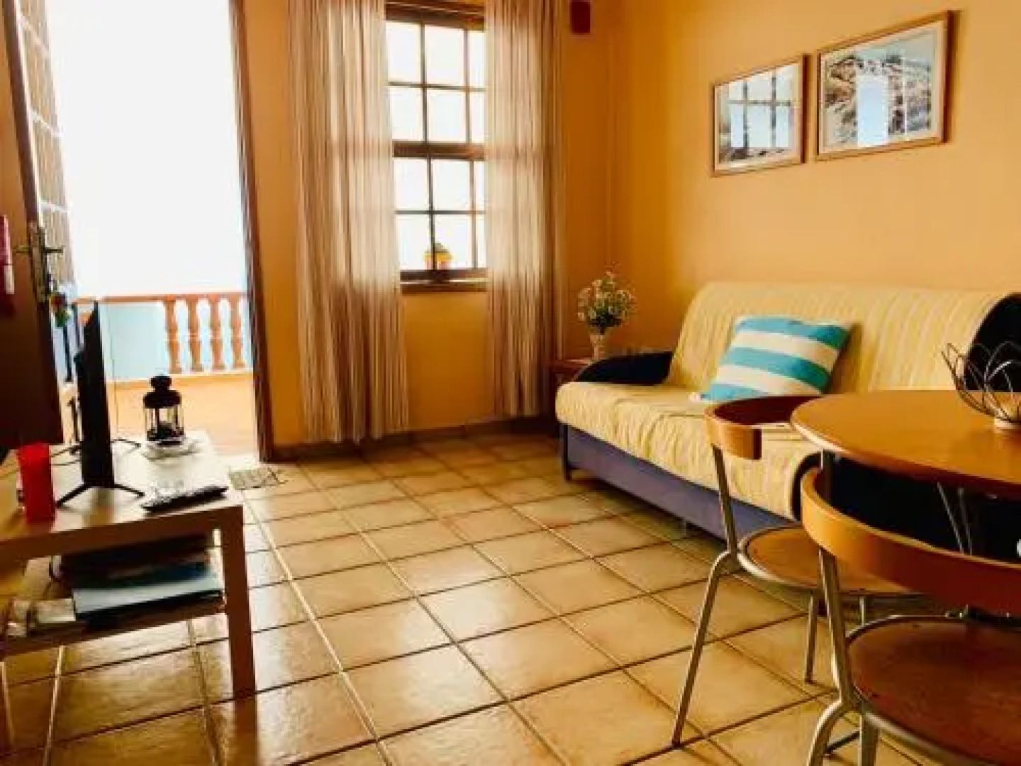 Apartamentos La Isla Encantada