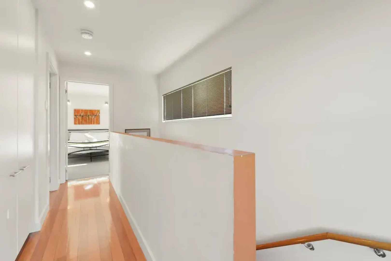 Waterfront Home - Gorgeous Views - 2 Bed