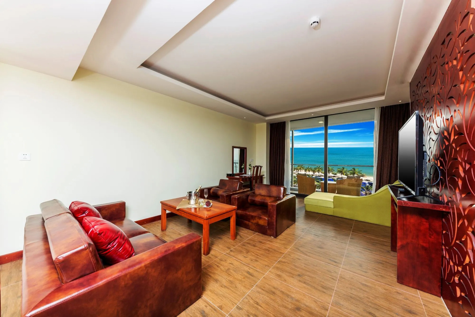 Курортный отель Amarin Resort & Spa Phu Quoc