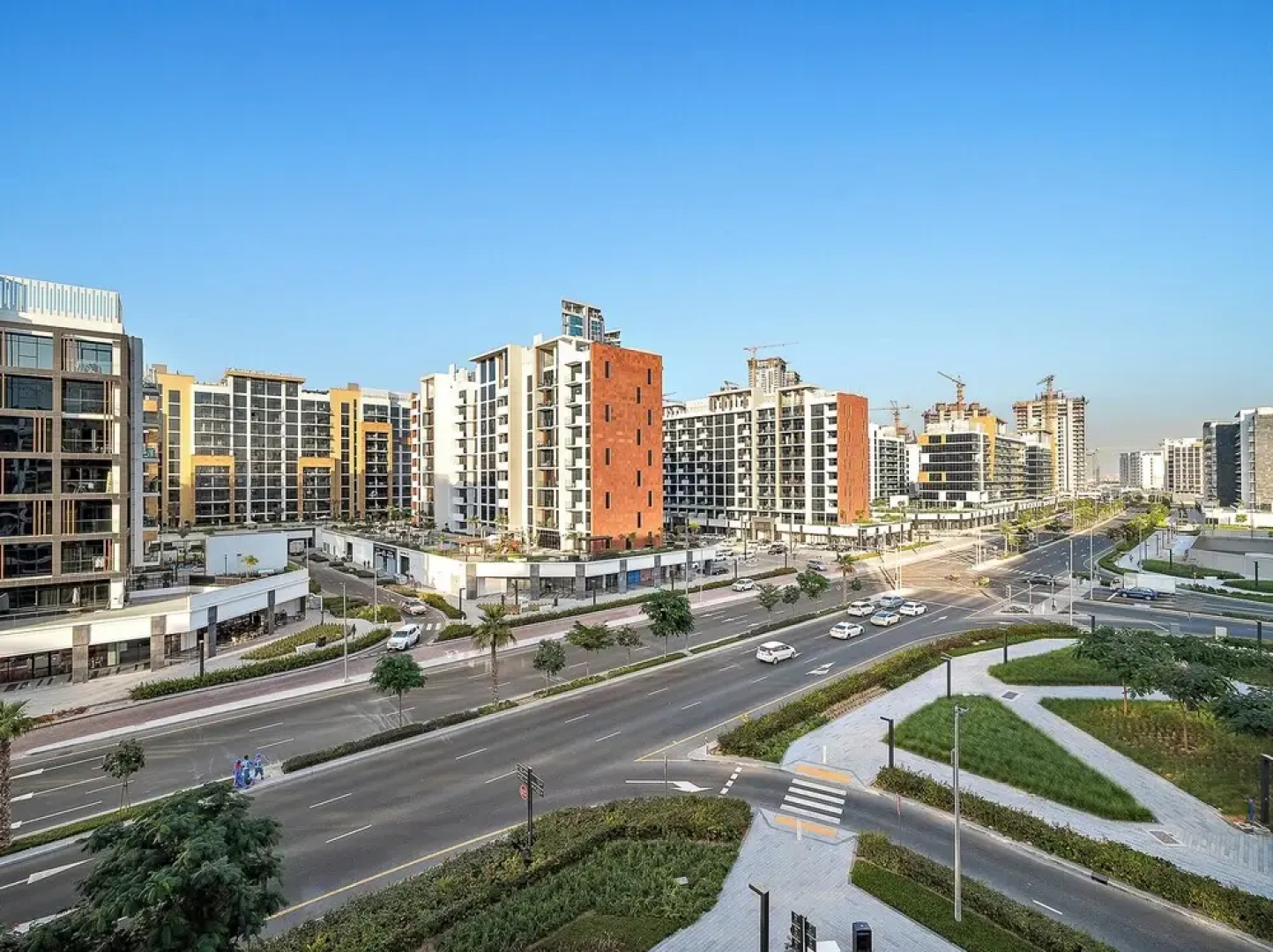 ST 435 Azizi 35