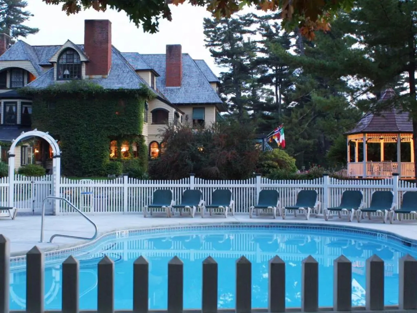 Stonehurst Manor