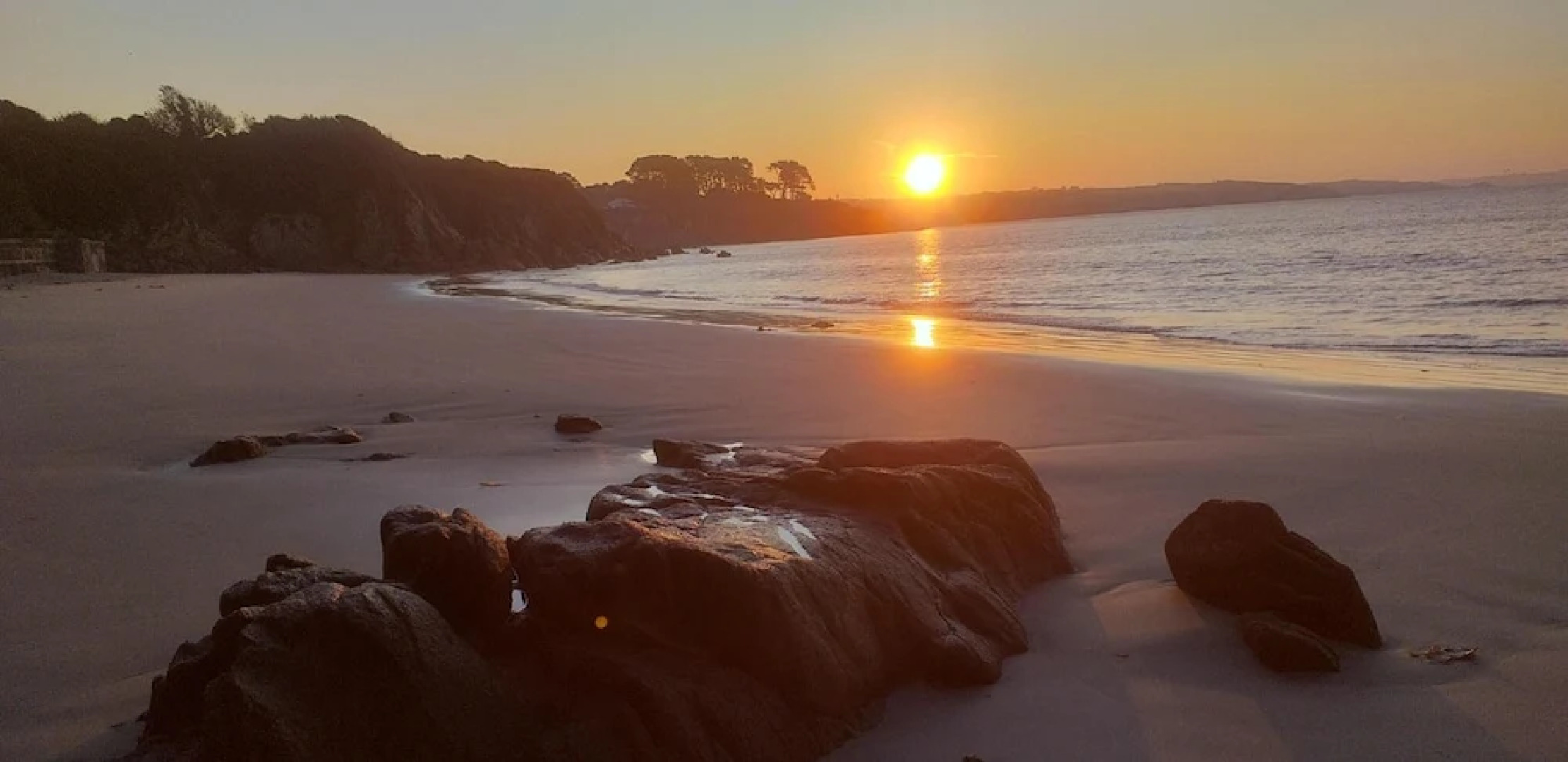 House With 3 Bedrooms in Plougonvelin, With Wonderful sea View, Private Pool, Furnished Garden - 900 m From the Beach