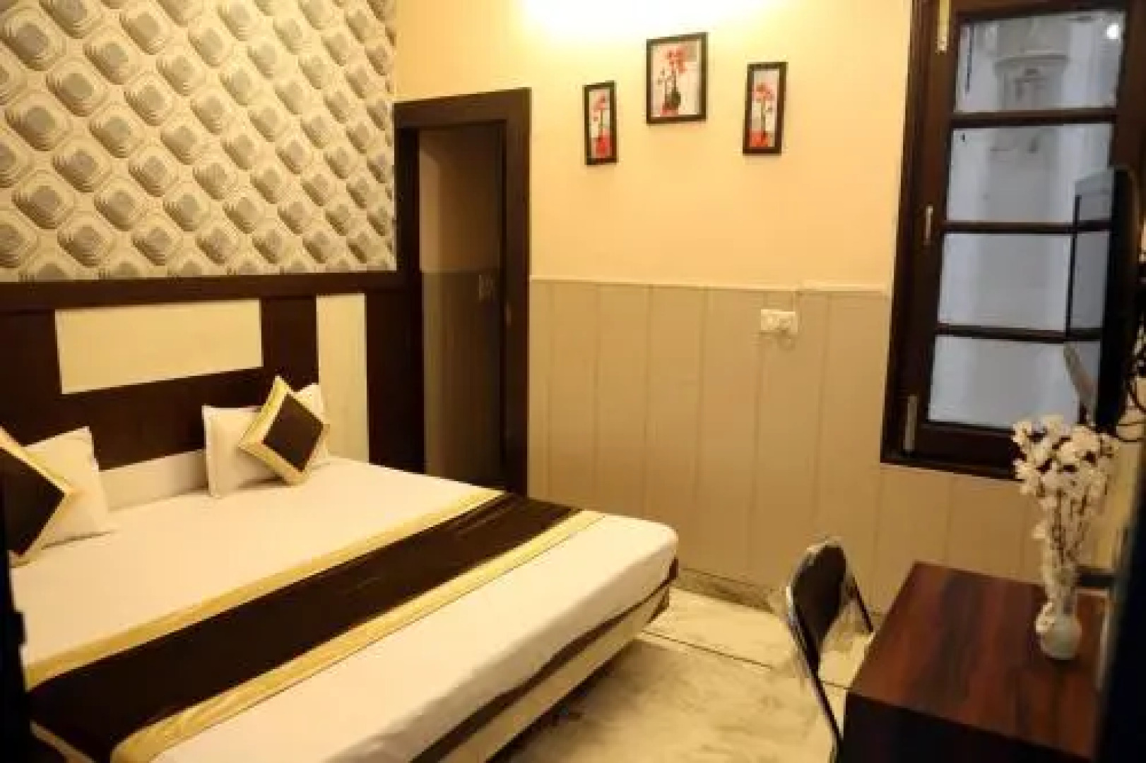 Time Square Guest House