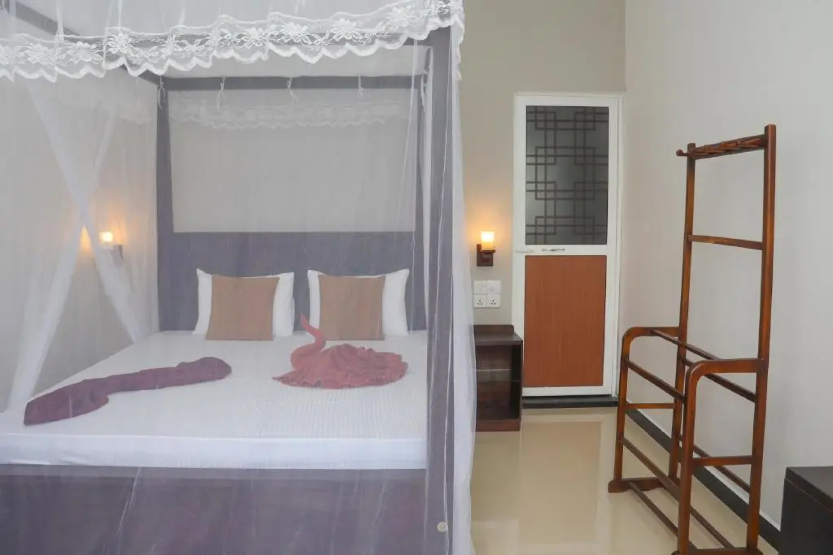 Tinara River Inn, Weligama