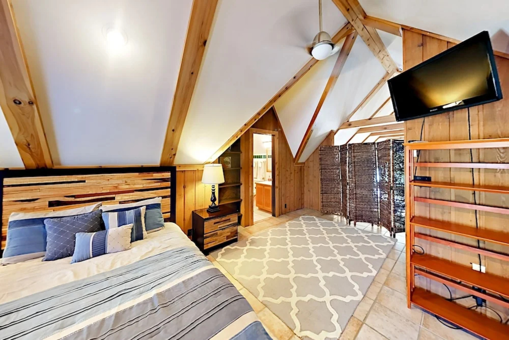 35 St Moritz Terrace Cabin 3 Bedrooms 3 Bathrooms Home