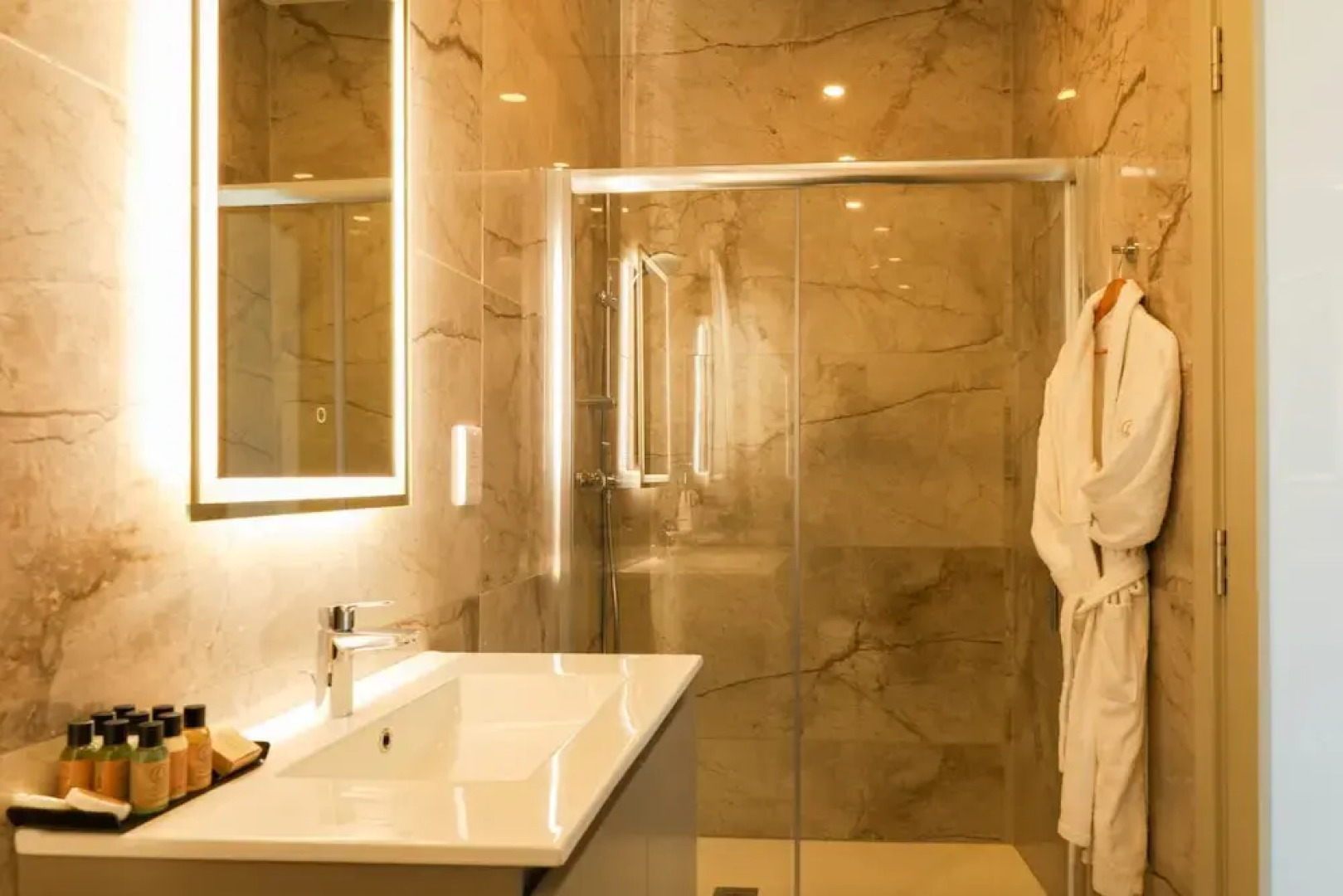 Magnifica Gozitan Villa Pool And Jacuzzi