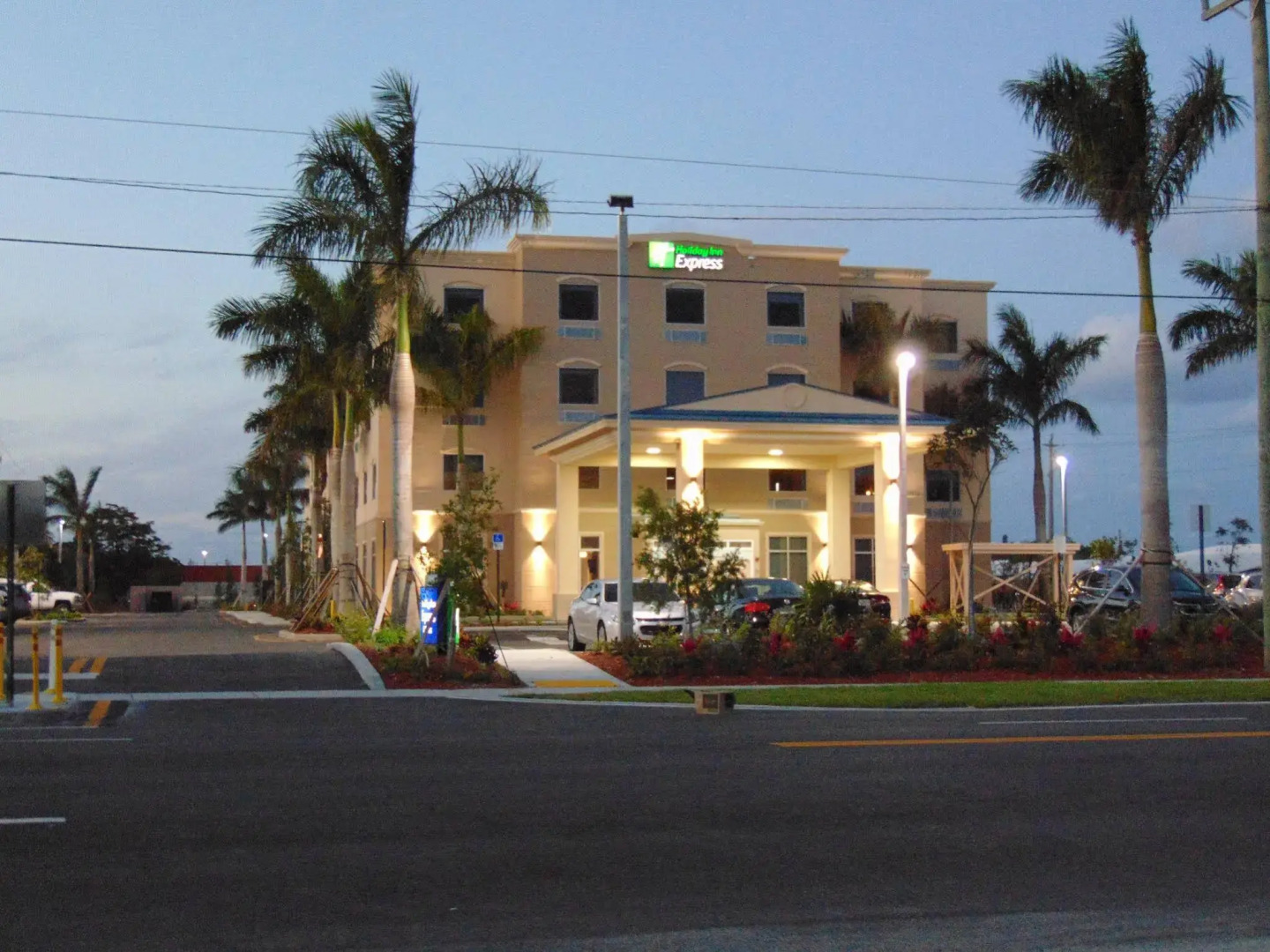 Holiday Inn Express & Suites Boynton Beach West by IHG