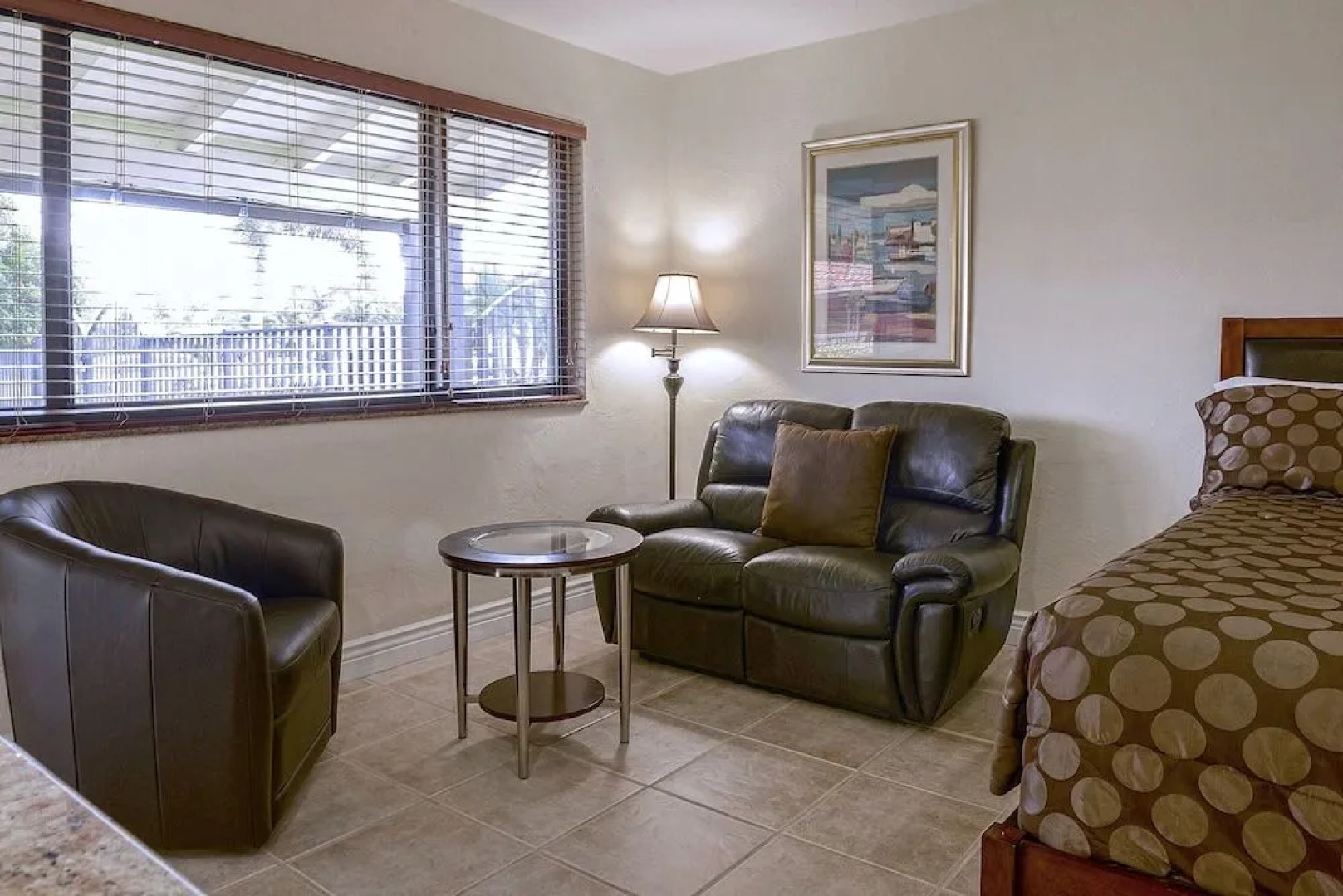 Shell Studios Hallandale Beach