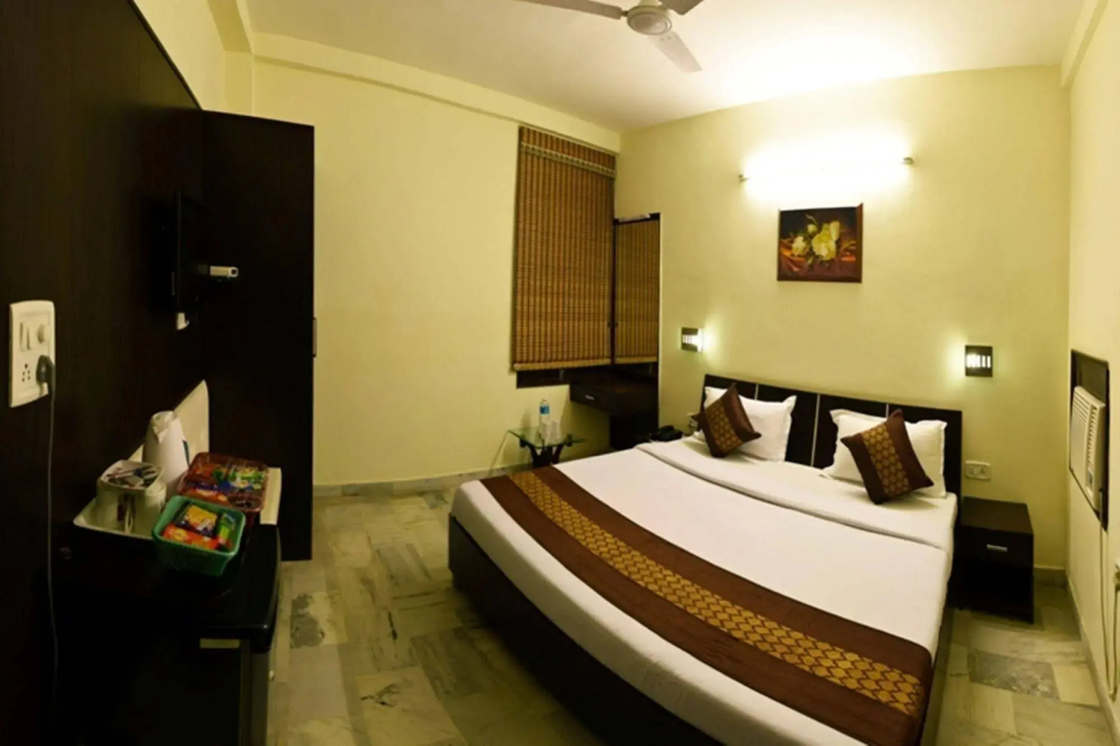 Hotel Akaal Residency