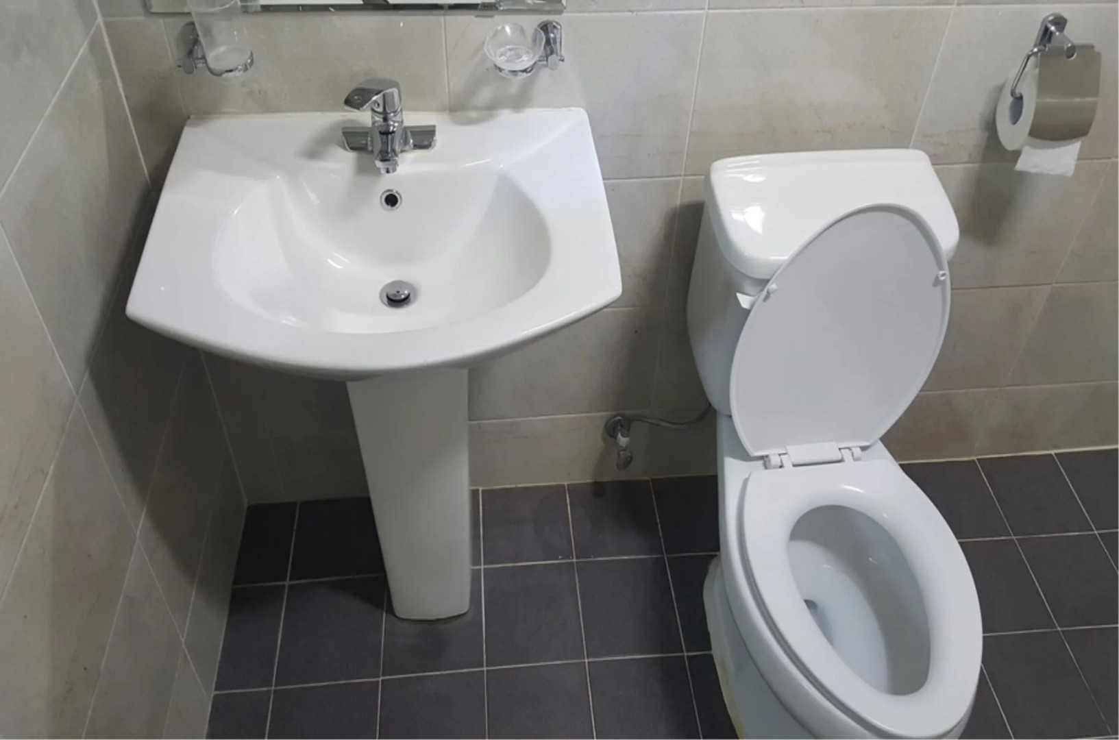 Kimchee Downtown Guesthouse - Hostel