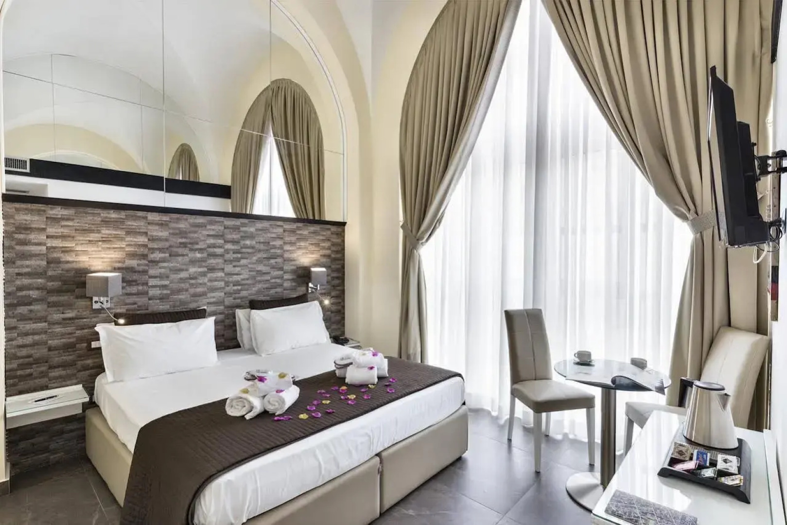 Boutique Hotel PIazza Charity