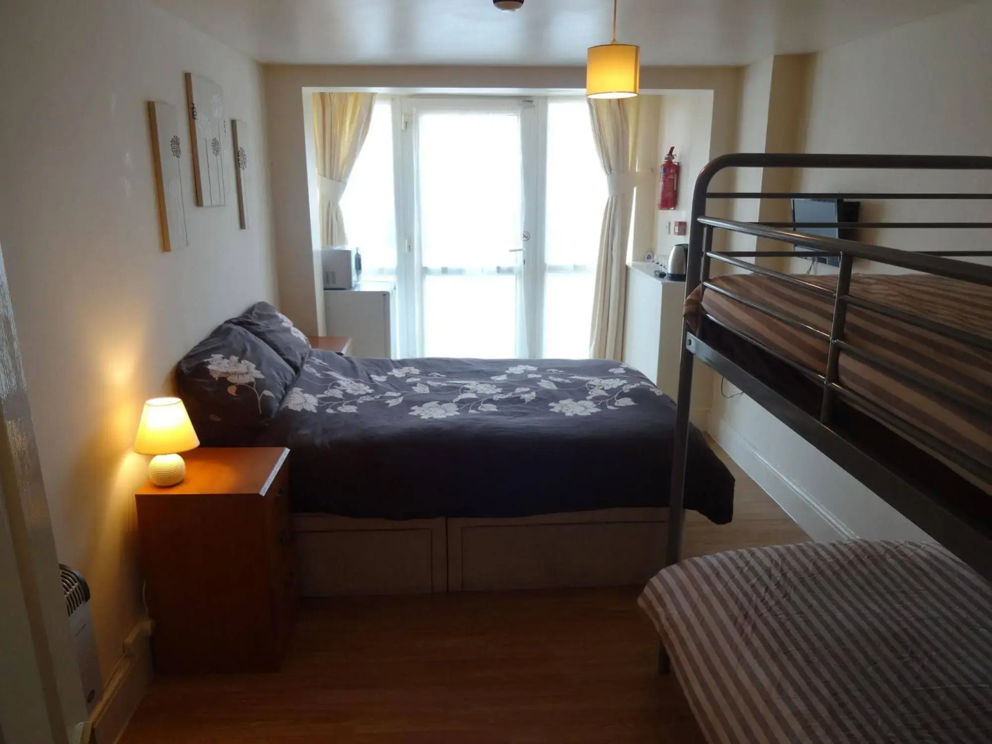 Travellers Rest Motel