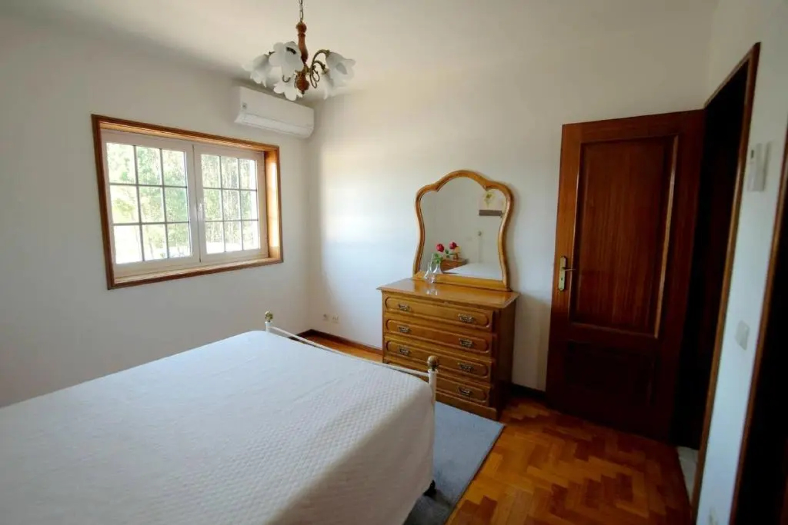 4 bedrooms house with city view balcony and wifi at Santa Maria da Feira