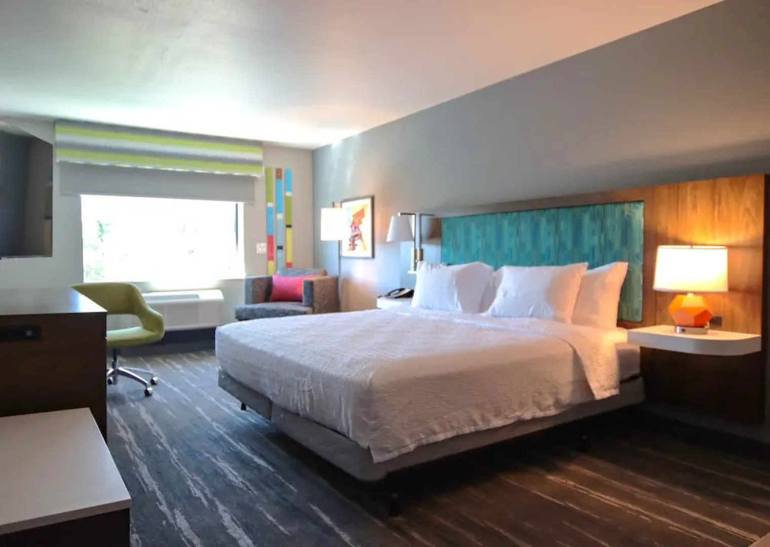 Hampton Inn by Hilton Lead