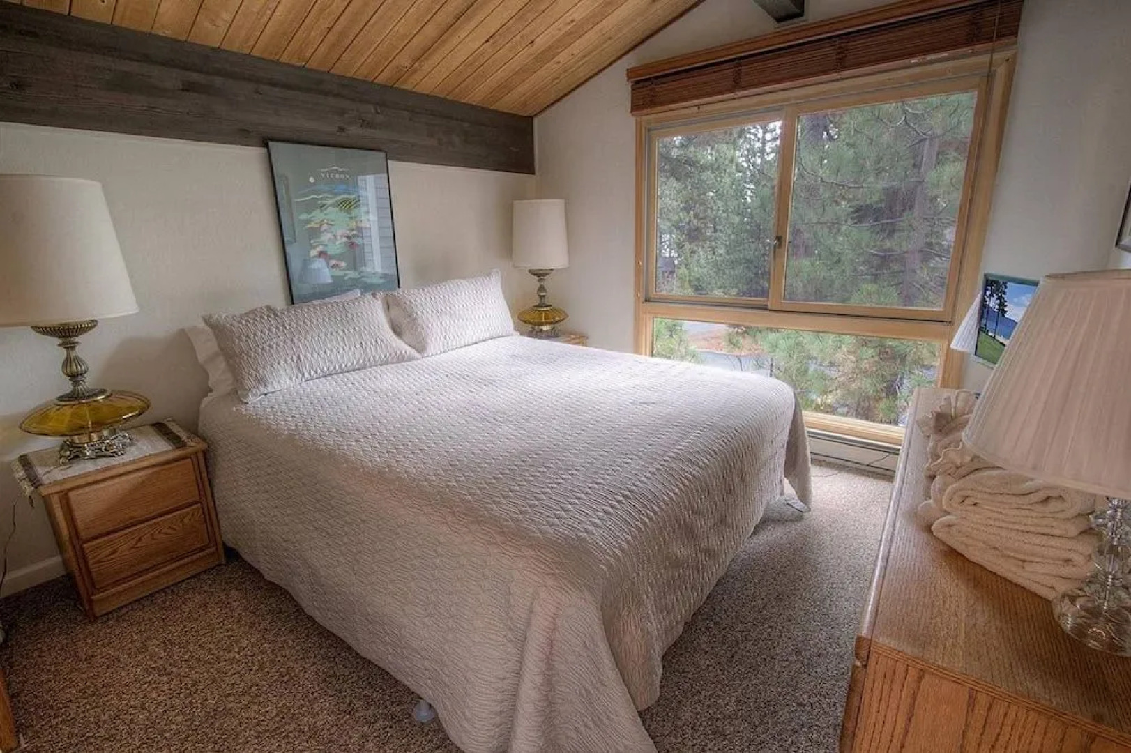 Cartwright Corner Condo by Lake Tahoe Accommodations