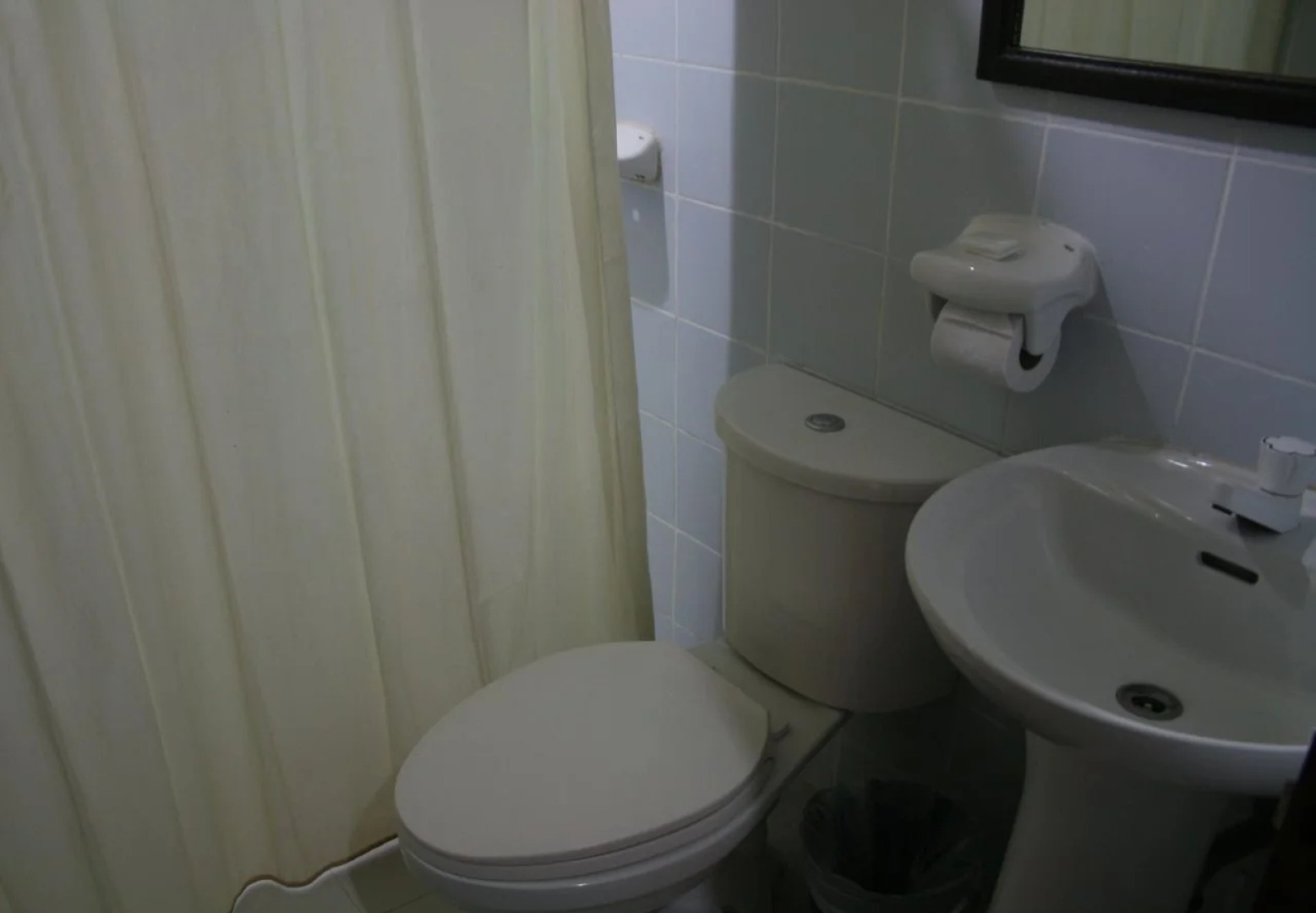 Sampaguita Suites Plaza Garcia