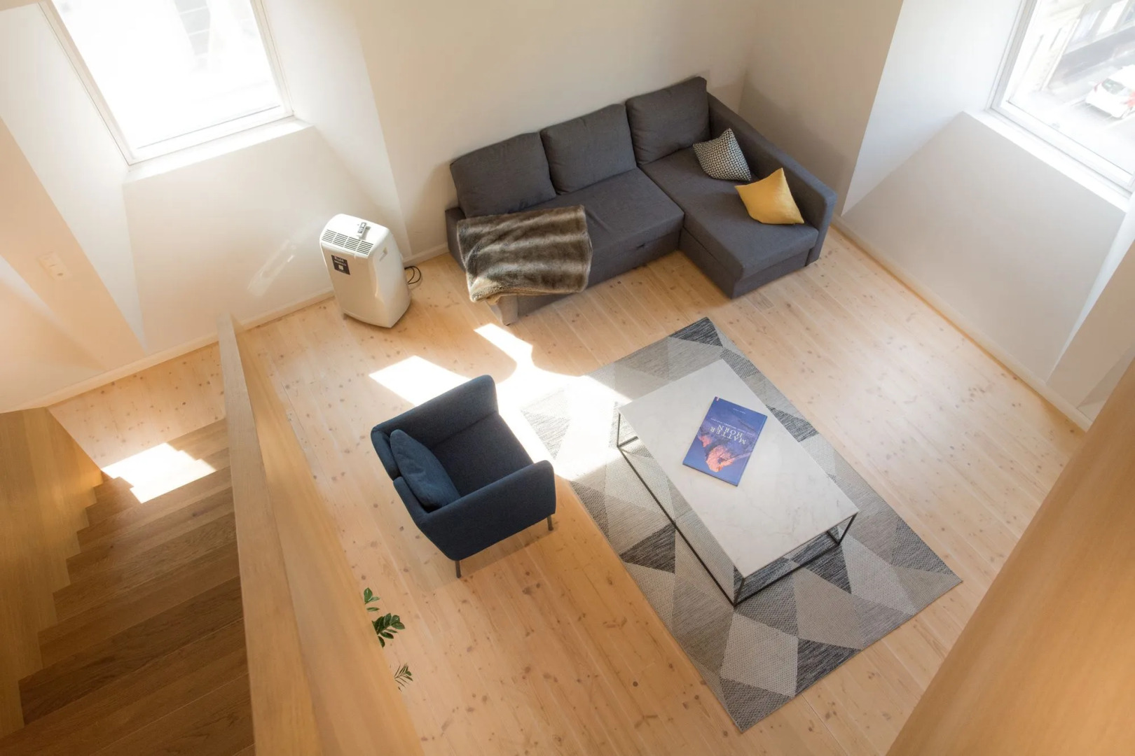 Top city center Lion Monument