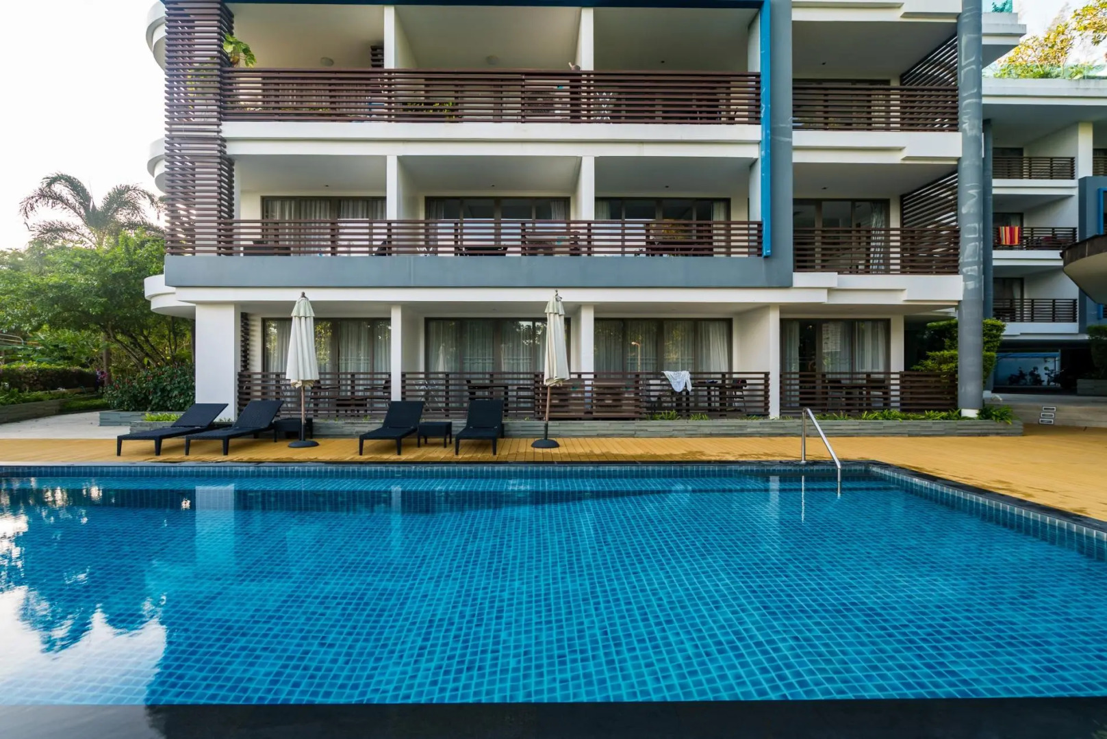 N308 - Walk to the beach apartment in Kamala, pool, gym, parking