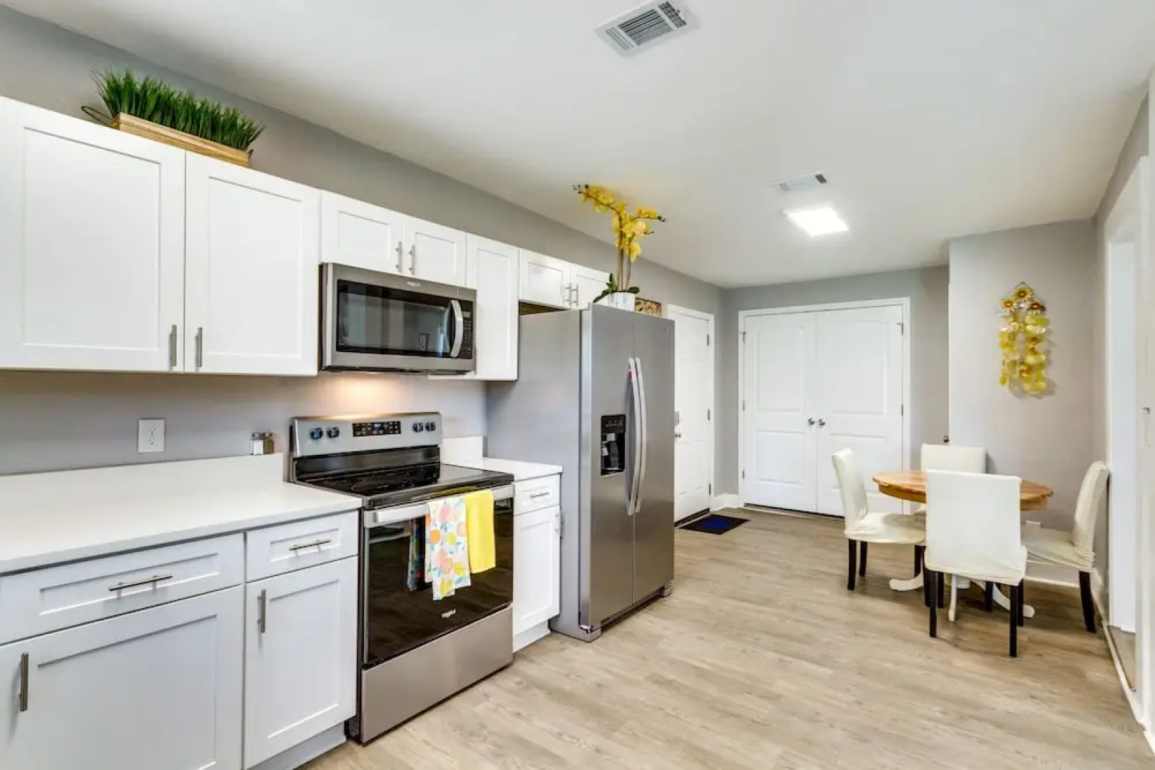 Pensacola Vacation Rental ~ 5 Mi to Beach!