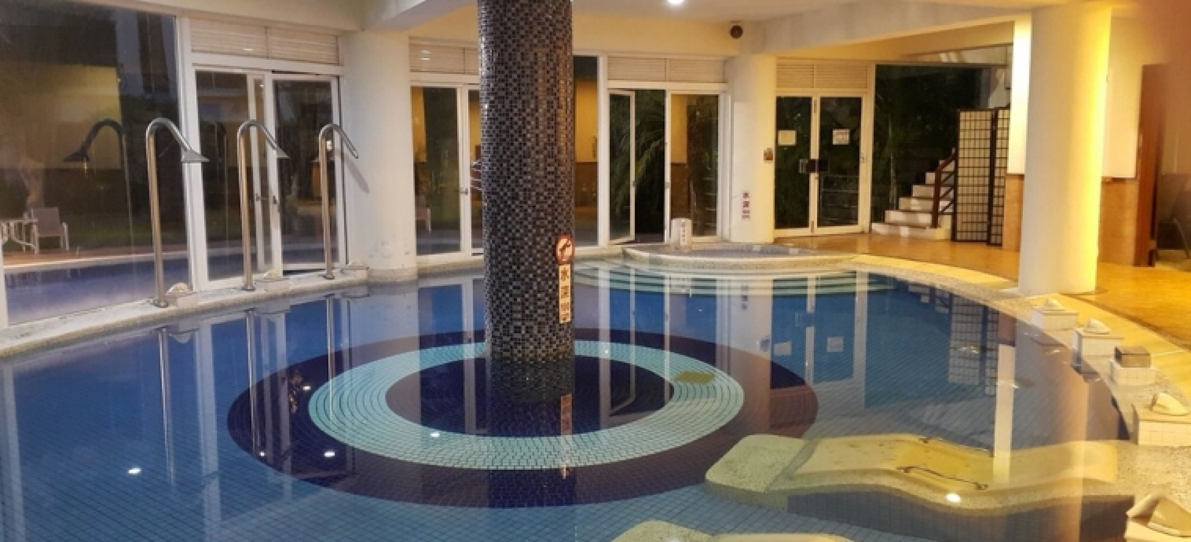 Yifeng Business Motel