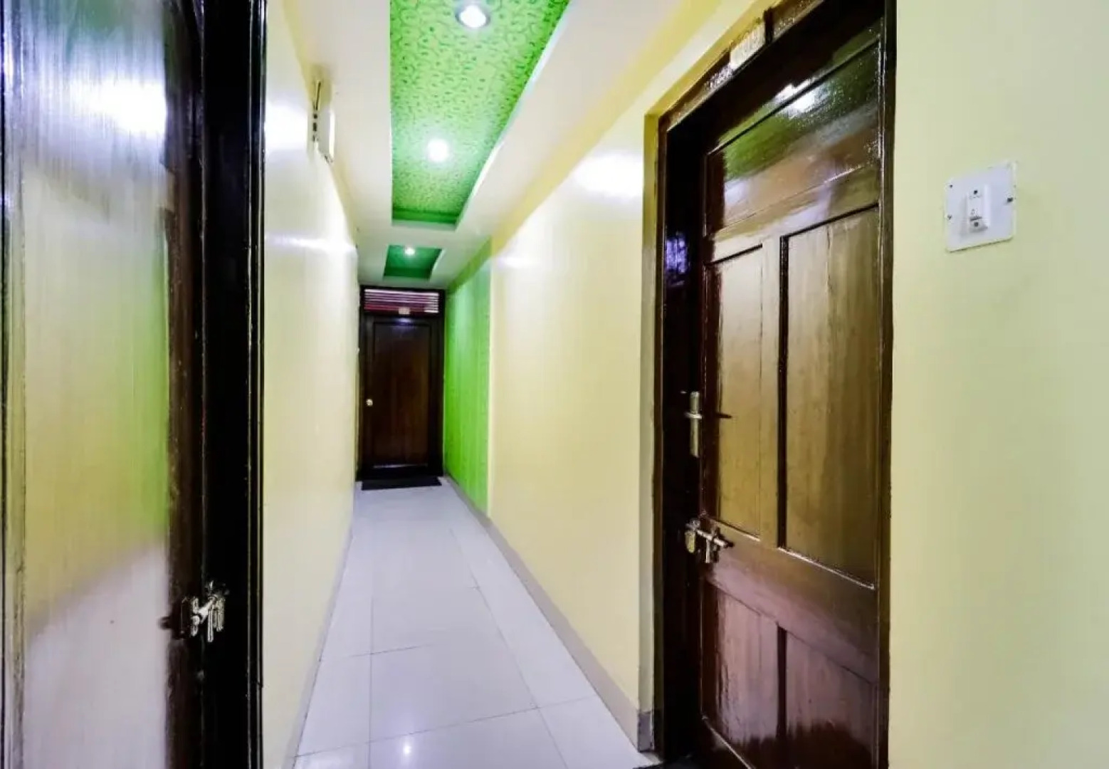 OYO Rooms Circular Road Valley View
