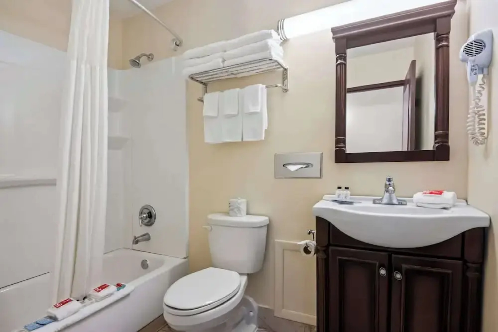 Econo Lodge Manistee