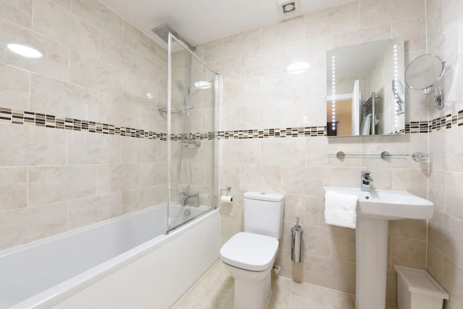 YAA Luxury Apartments - Queens Road